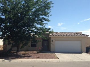6049 Lourdes Rd, Sunland Park, NM 88008