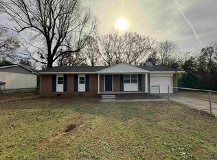 2860 Shamrock Ln, Macon, GA 31206