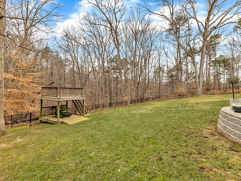 1126 Trailwood Dr — Photo 85