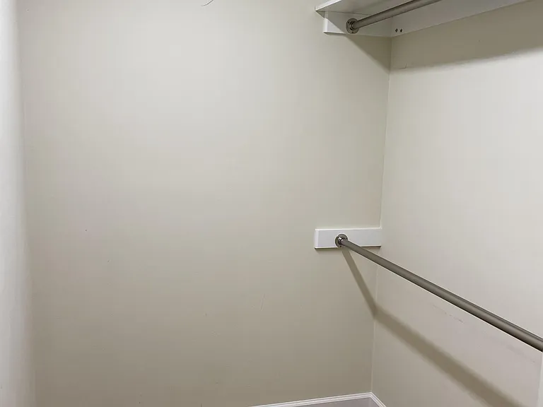 151 Harvest Dr — Photo 2