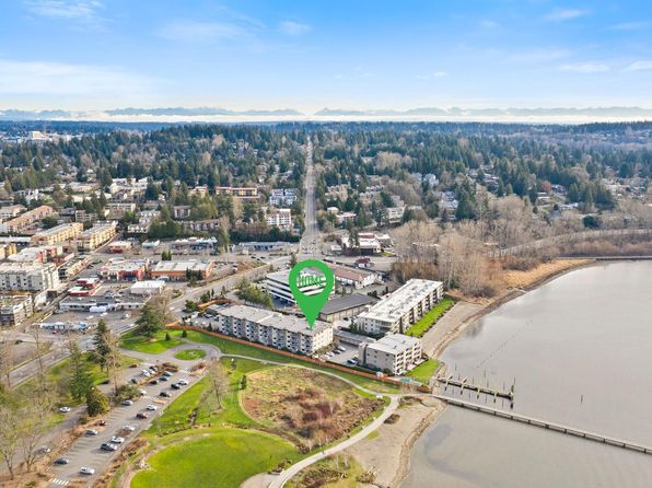 9715 NE Juanita Dr #104