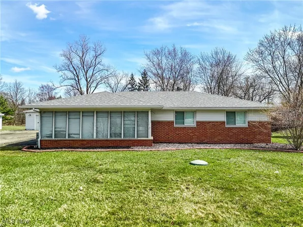 9484 State Route 43, Streetsboro, OH 44241