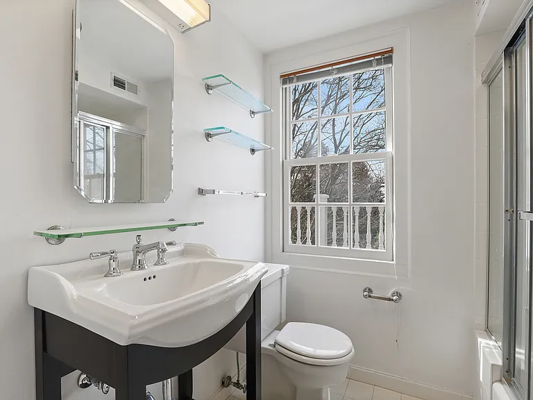 32 Orchard Dr — Photo 17