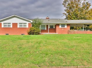 506 Blockhouse Valley Rd, Clinton, TN 37716