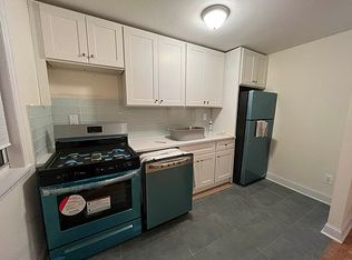 68-49 Cloverdale Blvd #2, Oakland Gardens, NY 11364