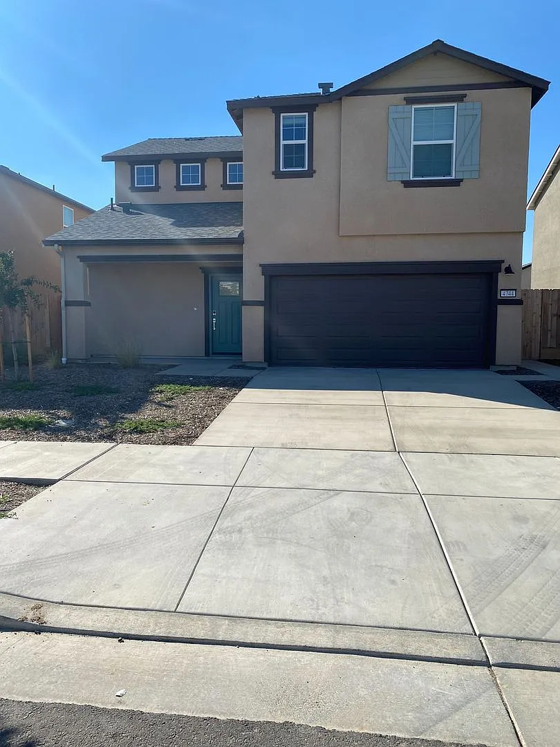 4744 Sami Jo Dr photo 1