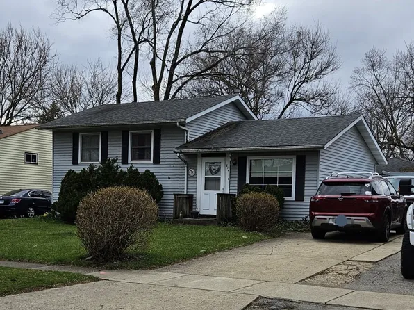 814 Kenwood Ave, West Chicago, IL 60185