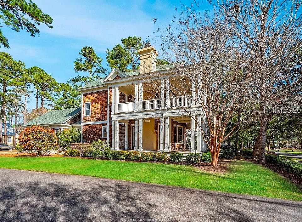 1st image of 42 Phillip Dr