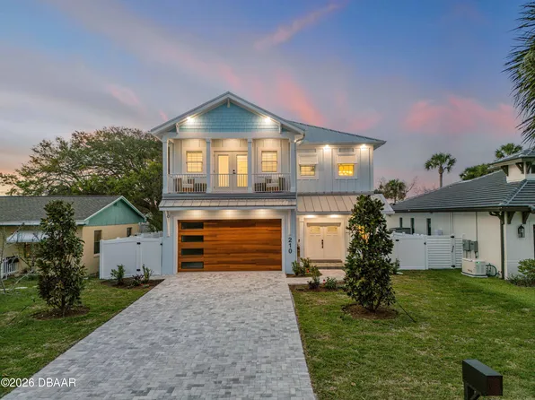 210 Due East St, New Smyrna Beach, FL 32169