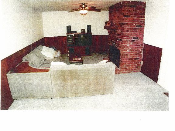 3rd image of 1018 Merrywood Dr