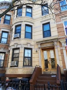 1684 Linden St, Flushing, NY, 11385