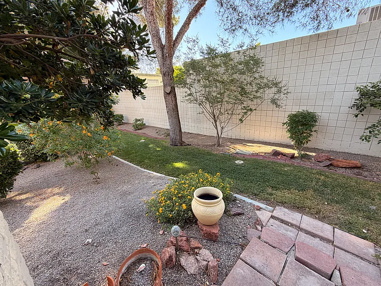 3267 Dawnflower St #3 — Photo 20