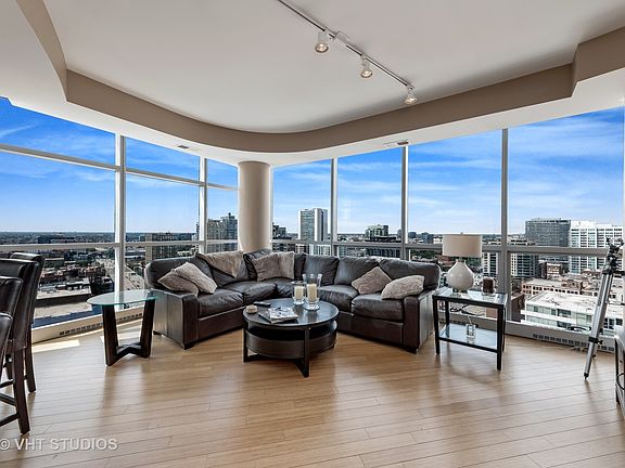 2nd image of 303 W Ohio St APT 2207