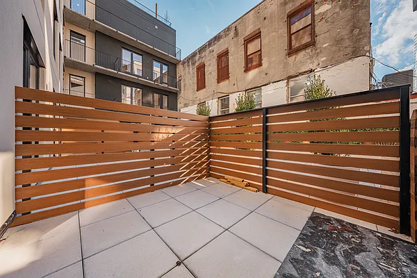 Rented by Nooklyn NYC LLC | media 2