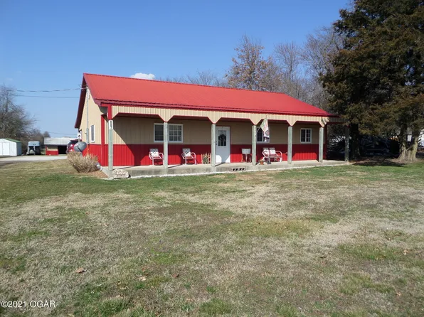 807 E Market St, Diamond, MO 64840