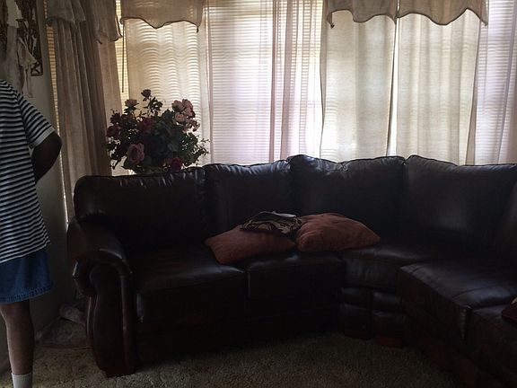 3rd image of 4505 Deauville Way