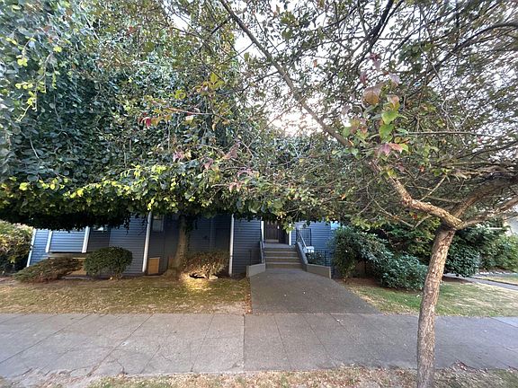 3rd image of 2327 Yale Ave E Unit C