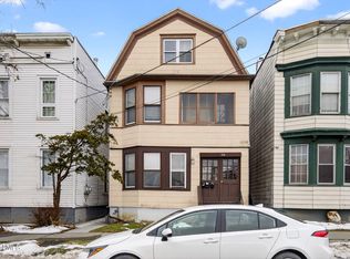 558 Washington Ave, Albany, NY 12203