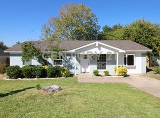 1212 Neptune Dr, Cedar Hill, TX 75104