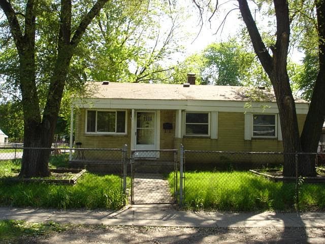 1st image of 709 Dorset Ave