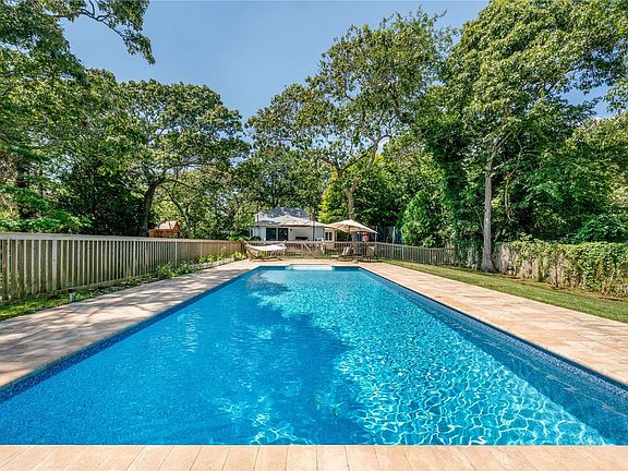 5th image of 11 E Donellan Dr
