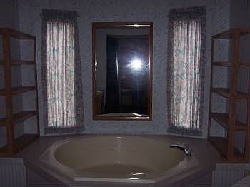 4th image of 8635 Harrow Ln