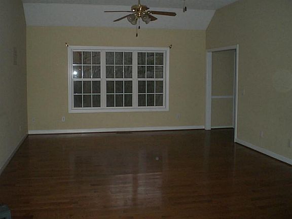 2nd image of 328 Crystal Creek Dr #D
