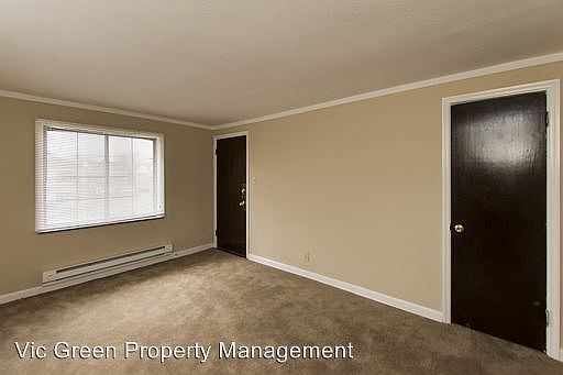 4th image of 527 Wiltshire Blvd APT D