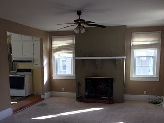 4th image of 3211 Allen St