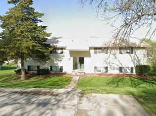 7305 N Moberly Dr APT B, Columbia, MO 65202