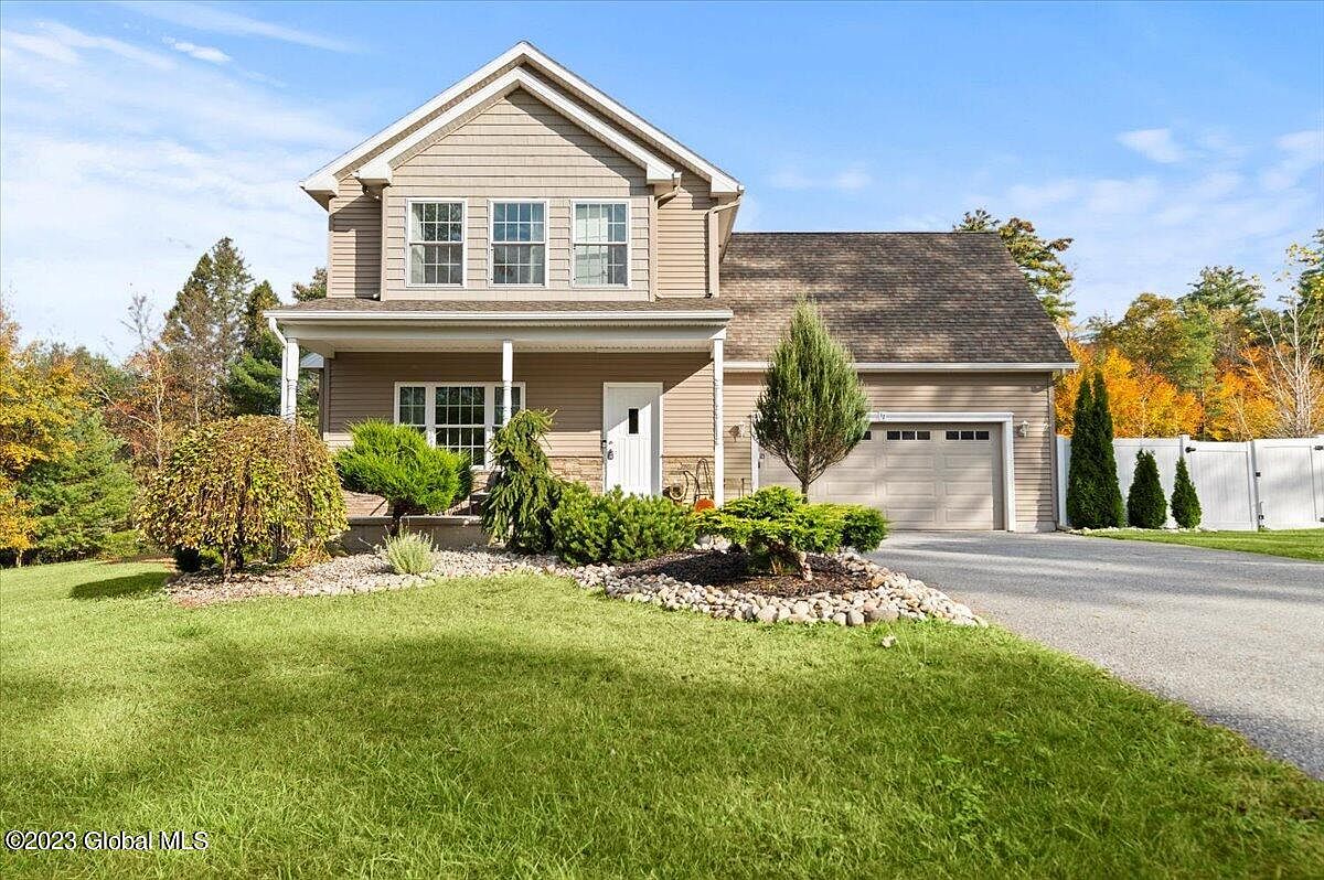 1st image of 17 Schaffer Brook Lane