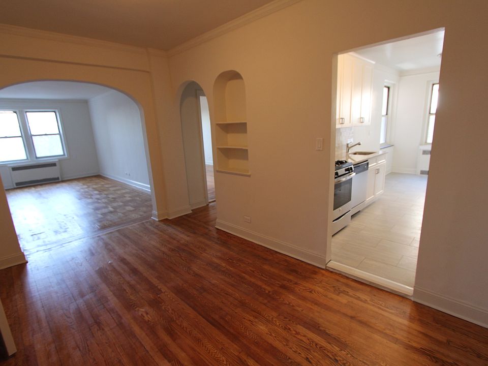 1st image of 4750 41st St APT 6B
