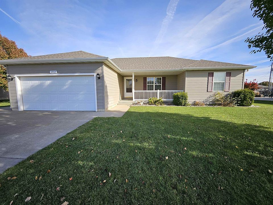 1st image of 2413 Mitchell Dr