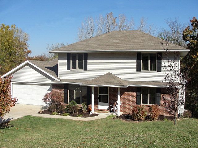 1st image of 801 Maywood Dr