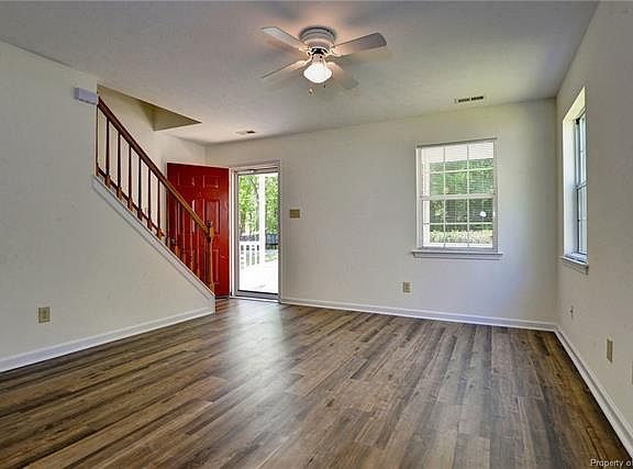 5th image of 4053 Bradshaw Dr