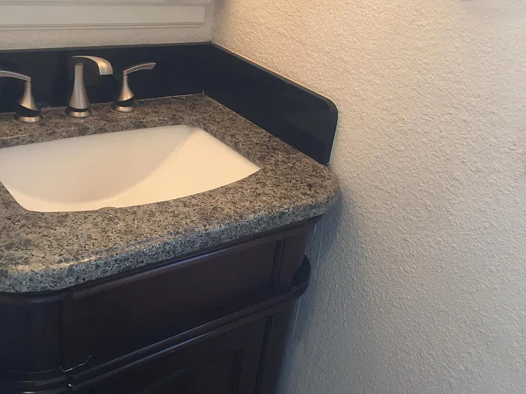 12010 Woodbine Ln SW — Photo 10