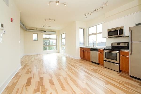 Kitchen/Livingroom