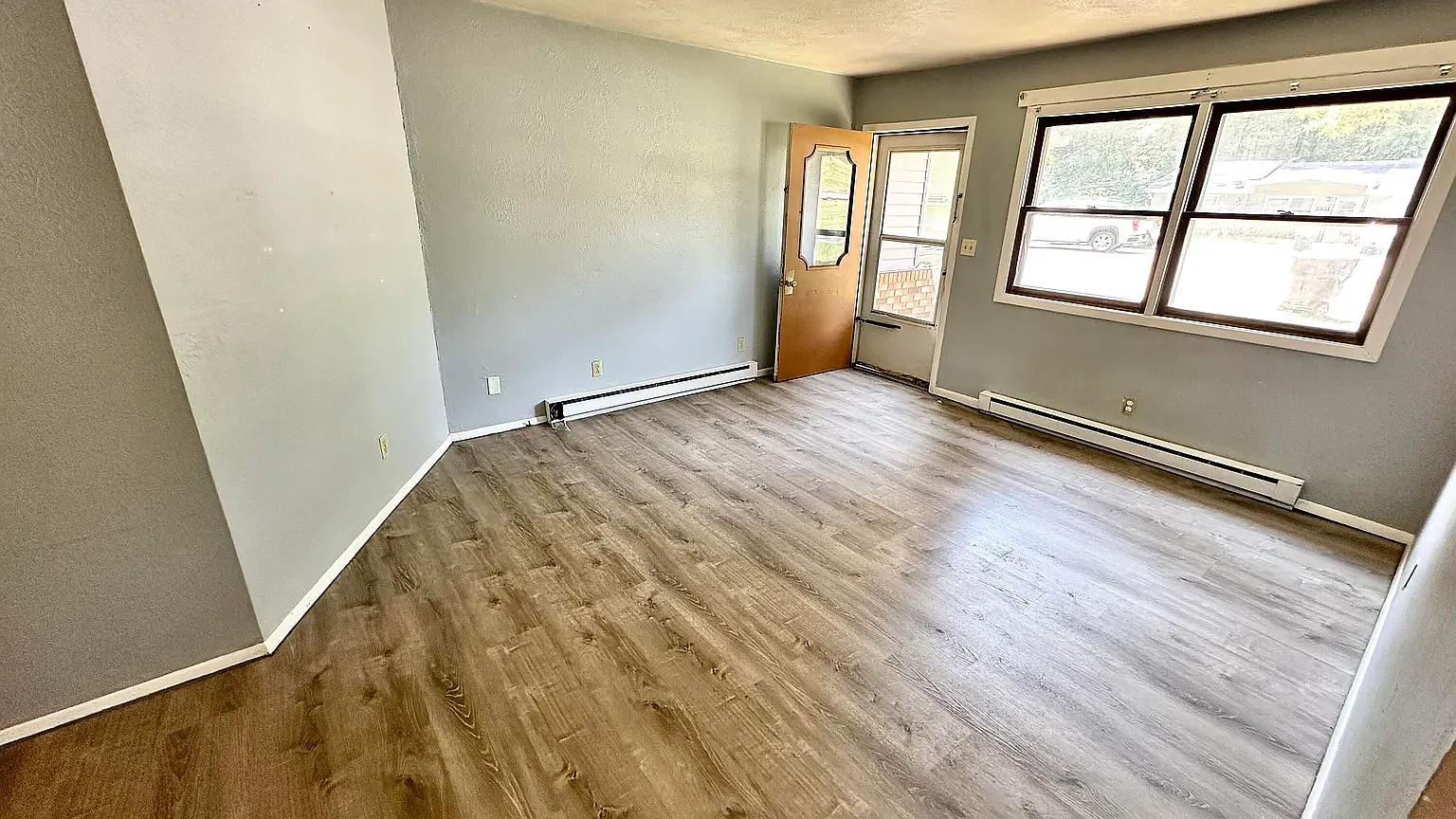 3917 Reinhardt Dr — Photo 3