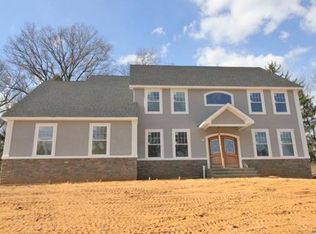 2 Rupprecht Rd, North Brunswick, NJ 08902