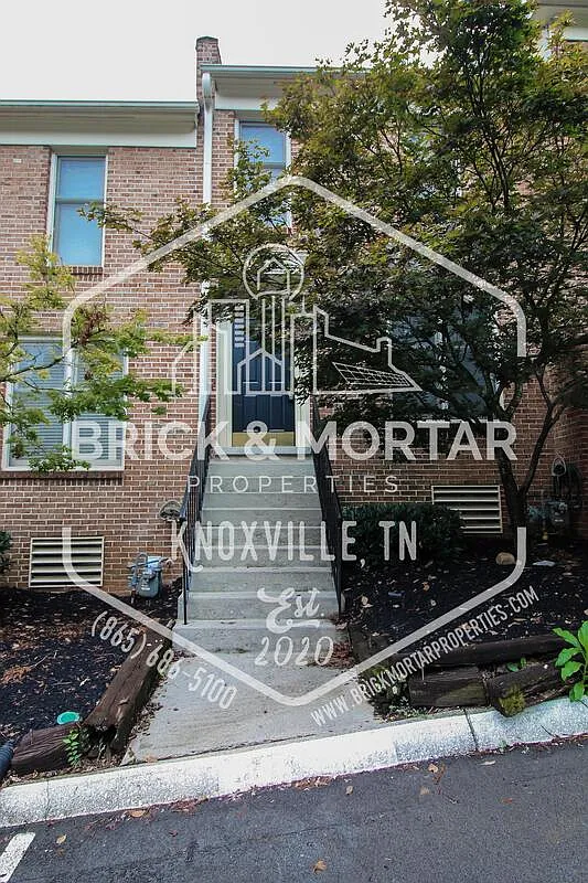 2 bed, 2.5 bath, 1350 sqft, $1,875 — Photo 1