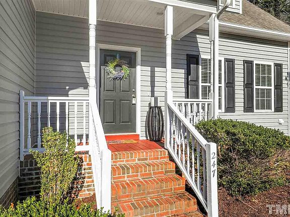 2nd image of 247 Worthington Ct