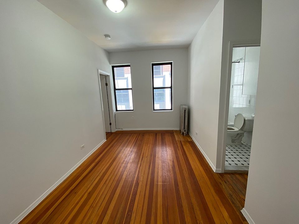 1st image of 352 W 15th St APT 202