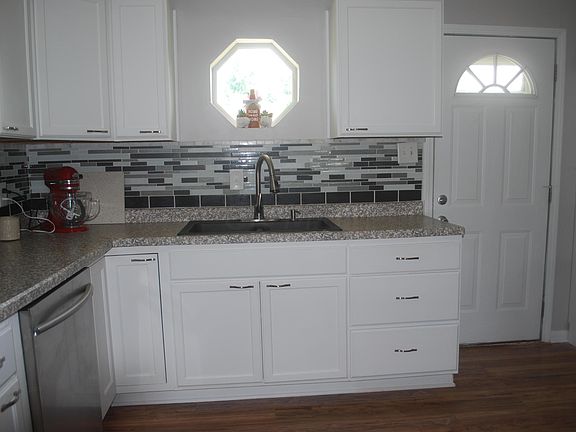3rd image of 2967 Carol Ave
