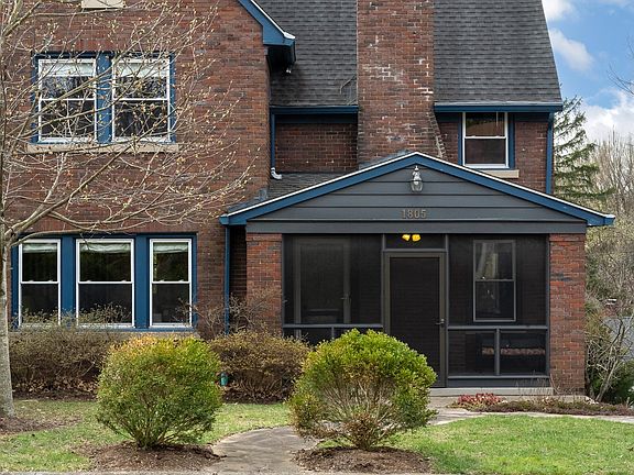 2nd image of 1805 Yale Dr