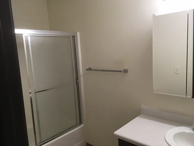 1727 N Grandview Ln #313 — Photo 3