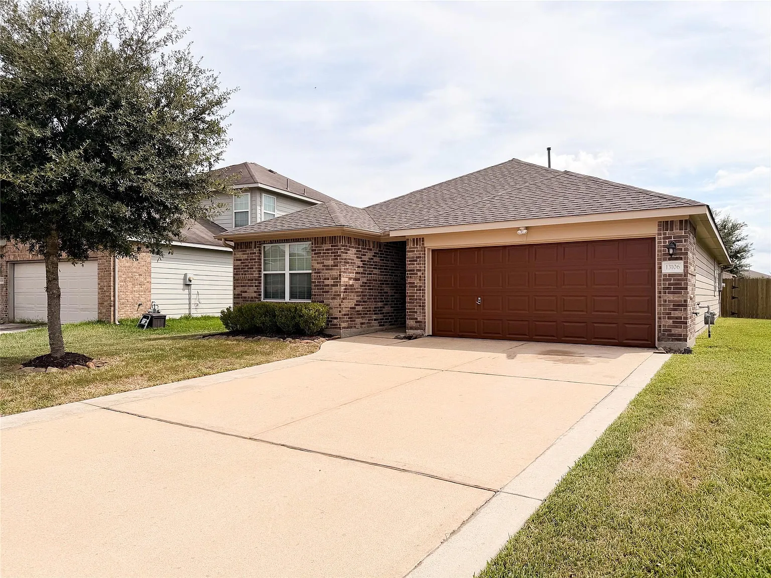 3 bed, 2.0 bath, 1673 sqft, $1,900 — Photo 1