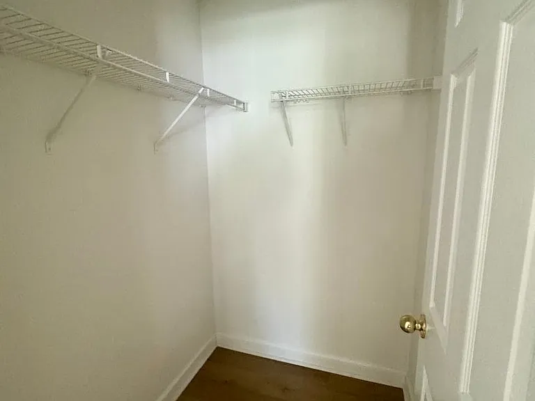 521 River View Dr — Photo 6