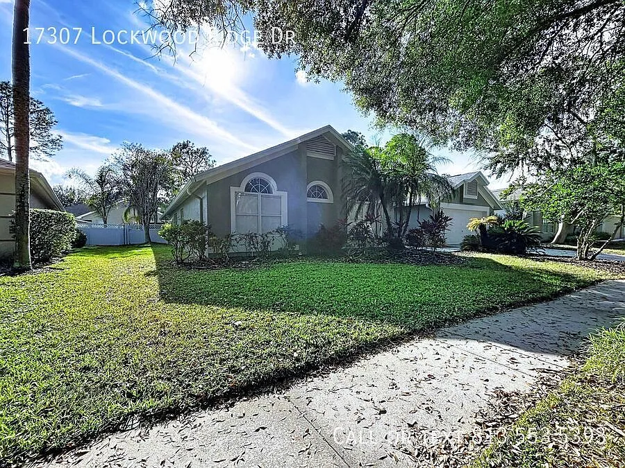 Building Photo - 17307 Lockwood Ridge Dr