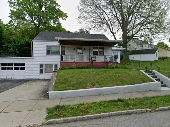 3 Linden Ave, Stanhope Boro, NJ 07874