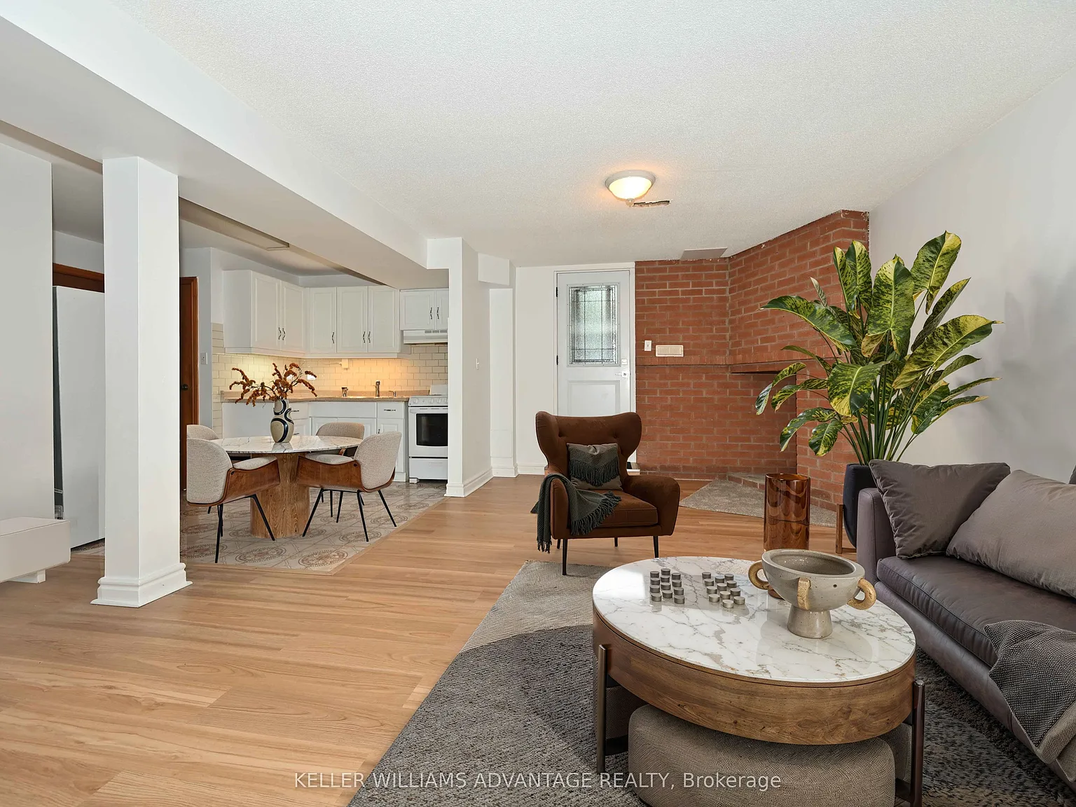 2 bed, $1,800 — Photo 2